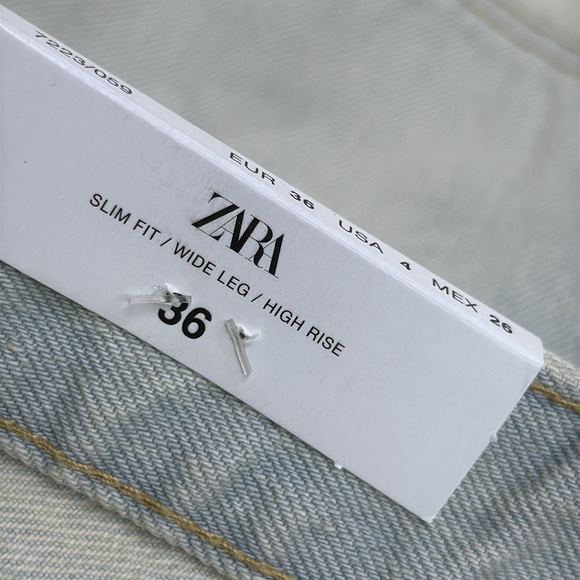 Zara | The High Rise Wide Leg Jean in Bleached Indigo, Size 4, NWT - Picture 5 of 10